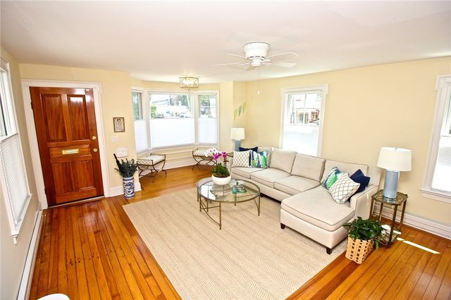 105 John Street, Newport, RI 02840