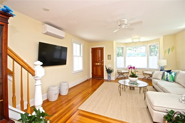 105 John Street, Newport, RI 02840