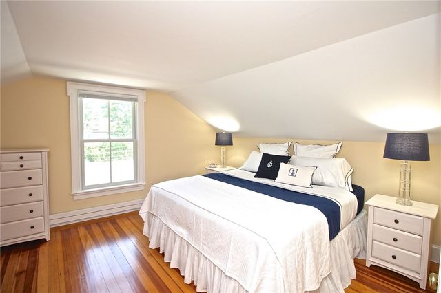 105 John Street, Newport, RI 02840