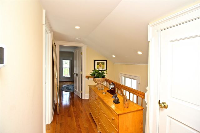 105 John Street, Newport, RI 02840