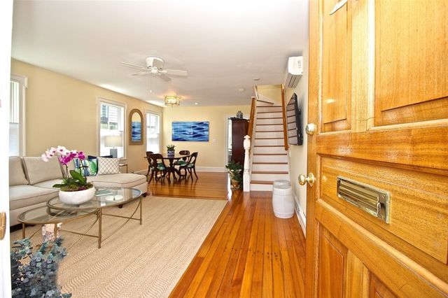 105 John Street, Newport, RI 02840