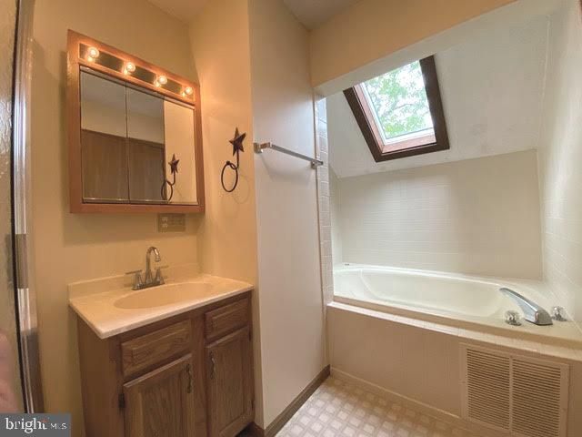 168 TECUMSEH, Hedgesville, WV 25427