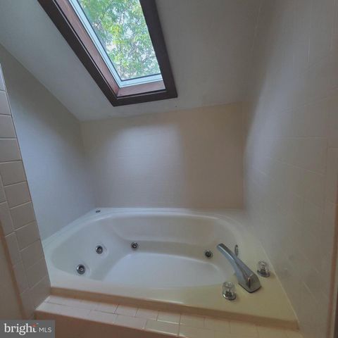 168 TECUMSEH, Hedgesville, WV 25427