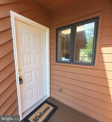 168 TECUMSEH, Hedgesville, WV 25427