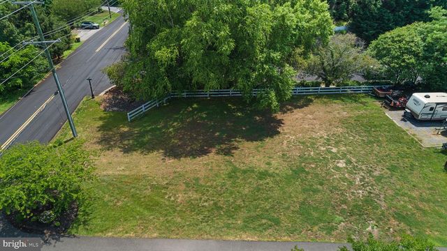 3325 COX RD, Chesapeake Beach, MD 20732