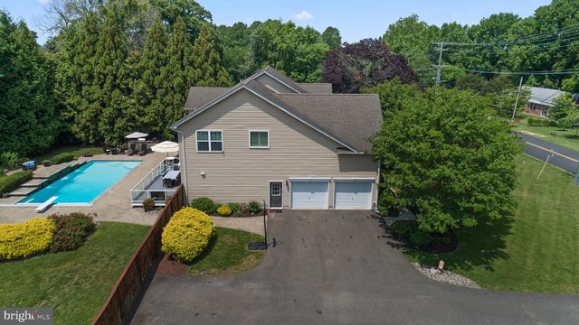 3325 COX RD, Chesapeake Beach, MD 20732