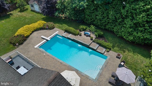 3325 COX RD, Chesapeake Beach, MD 20732