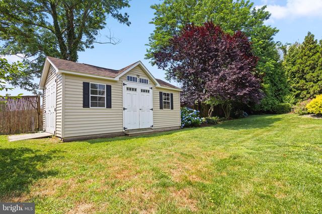 3325 COX RD, Chesapeake Beach, MD 20732