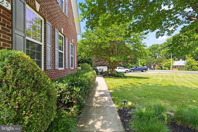 3325 COX RD, Chesapeake Beach, MD 20732