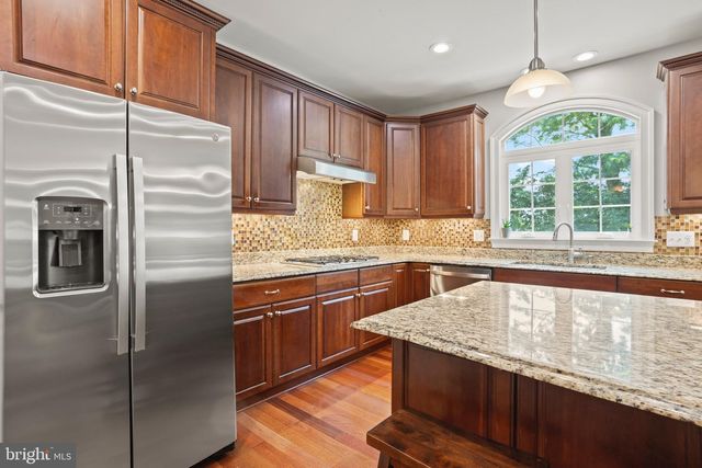 3325 COX RD, Chesapeake Beach, MD 20732