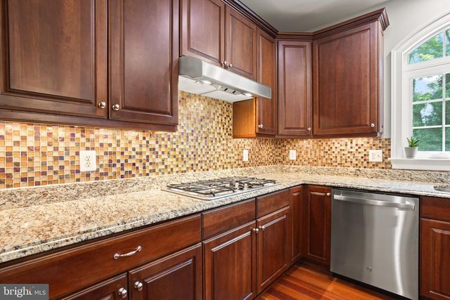 3325 COX RD, Chesapeake Beach, MD 20732