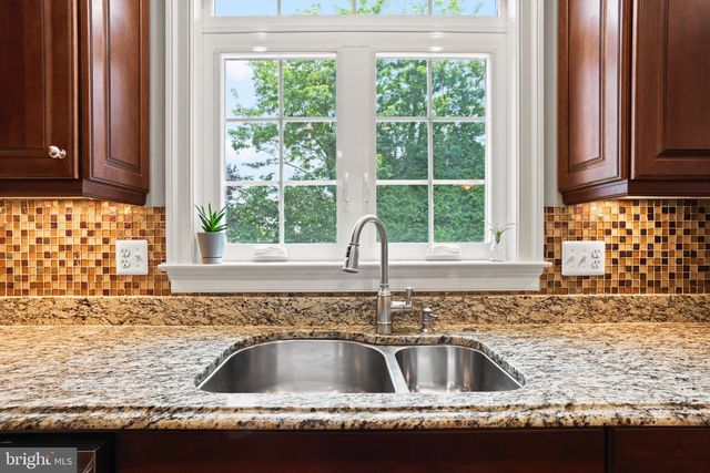 3325 COX RD, Chesapeake Beach, MD 20732
