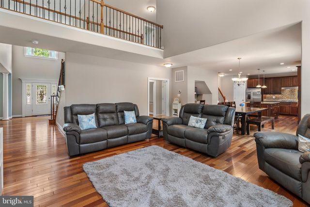 3325 COX RD, Chesapeake Beach, MD 20732