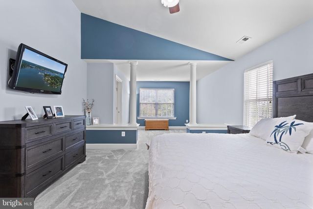 3325 COX RD, Chesapeake Beach, MD 20732