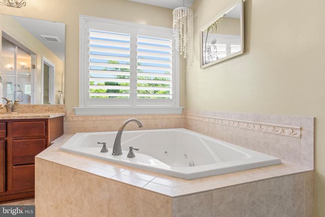 3325 COX RD, Chesapeake Beach, MD 20732