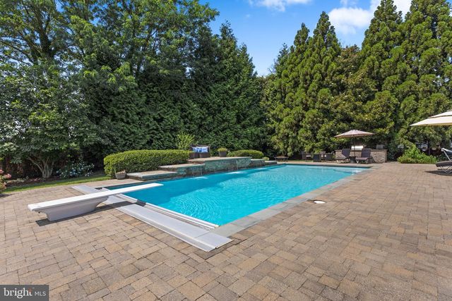 3325 COX RD, Chesapeake Beach, MD 20732