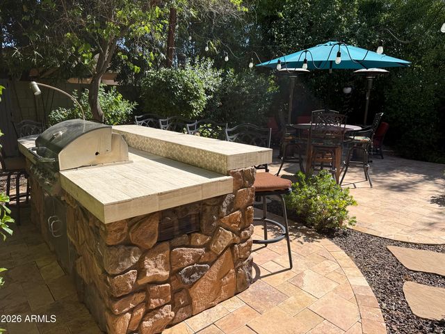 8832 W ATHENS Street, Peoria, AZ 85382