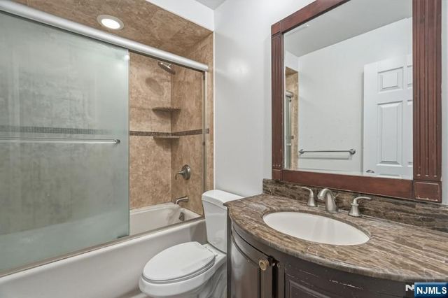 3 Roanoke Avenue, Rockaway Township, NJ 07866