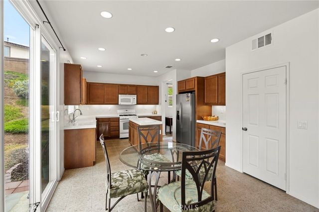 34072 CORKTREE, Lake Elsinore, CA 92532