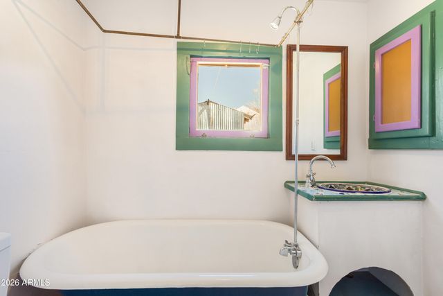 302 PIRRUNG Avenue, Bisbee, AZ 85603