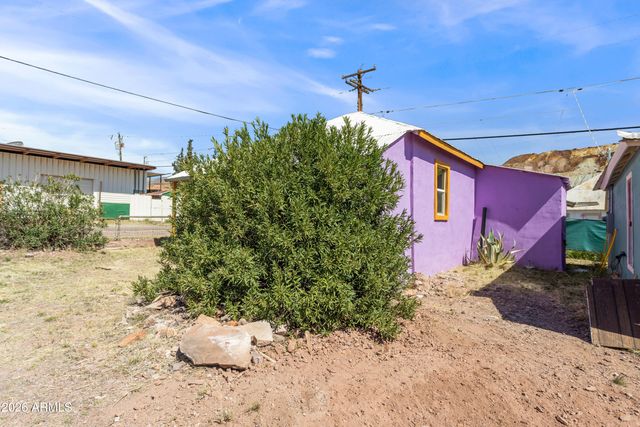 302 PIRRUNG Avenue, Bisbee, AZ 85603