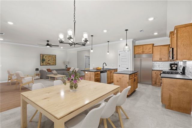 511 Goldfish Street, Lowell, AR 72745