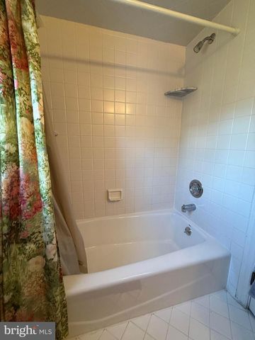 128 CLEMSON RD, Bryn Mawr, PA 19010