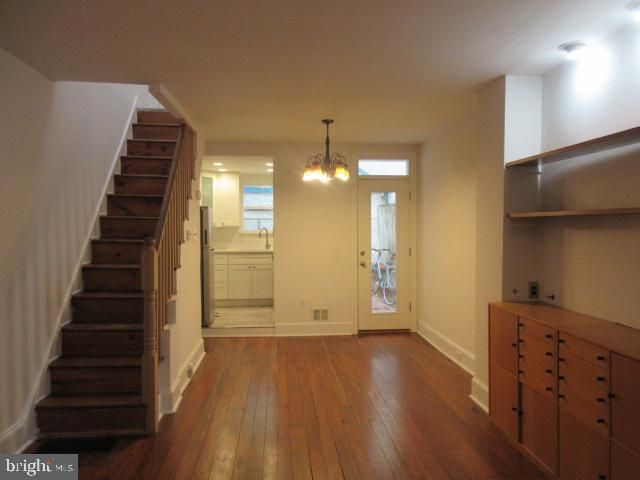2453 MEREDITH ST, Philadelphia, PA 19130