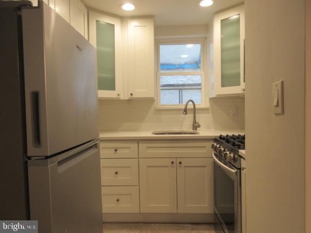 2453 MEREDITH ST, Philadelphia, PA 19130