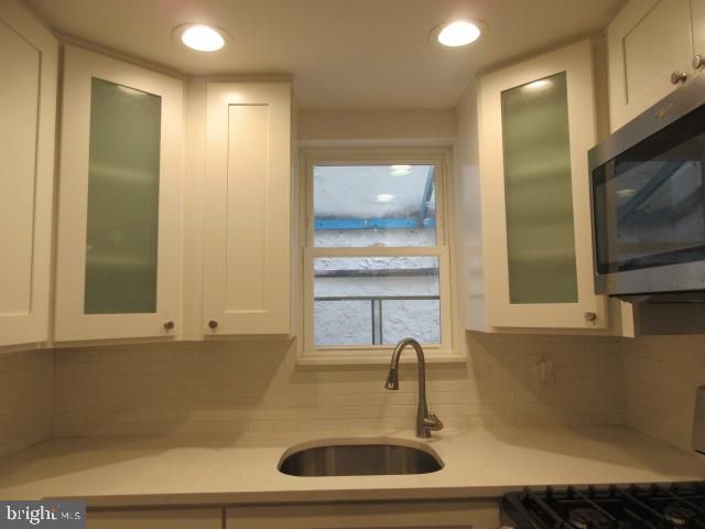 2453 MEREDITH ST, Philadelphia, PA 19130