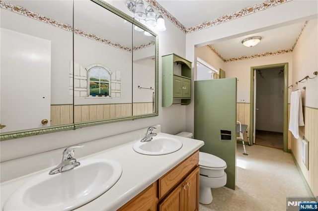 161 Dyer Avenue, Emerson, NJ 07630