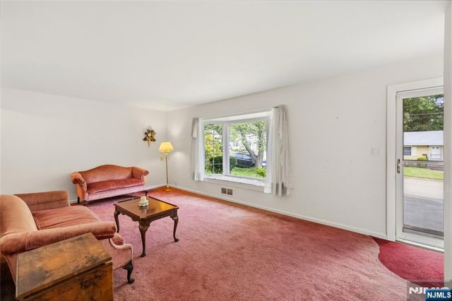 161 Dyer Avenue, Emerson, NJ 07630