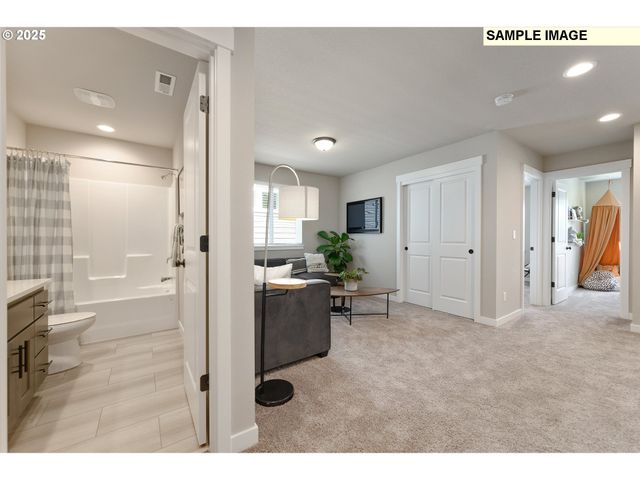 2803 Ne Claire Rd 207, Estacada, OR 97023