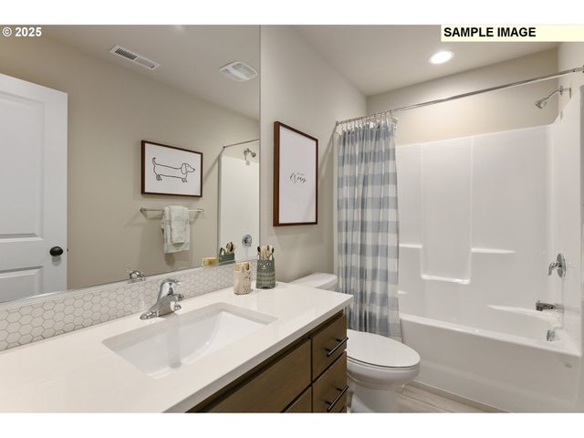 2803 Ne Claire Rd 207, Estacada, OR 97023