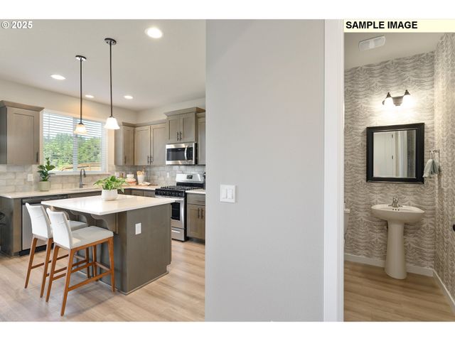 2803 Ne Claire Rd 207, Estacada, OR 97023