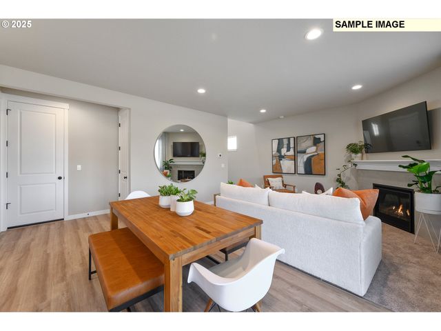 2803 Ne Claire Rd 207, Estacada, OR 97023