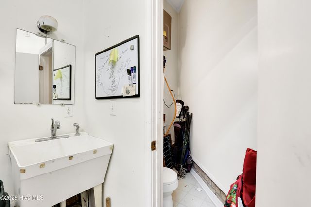 221 Mcglamery Street, Oak Island, NC 28465