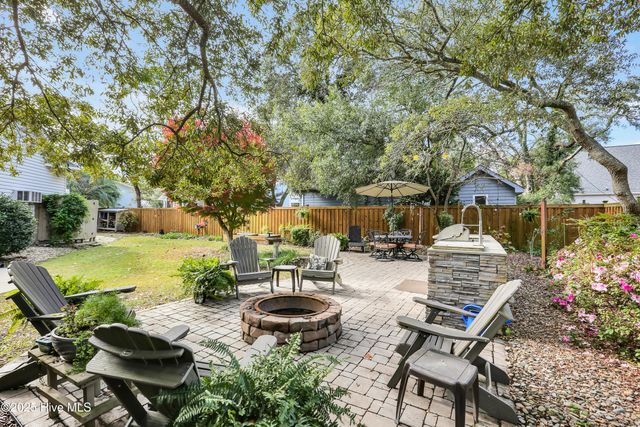 221 Mcglamery Street, Oak Island, NC 28465