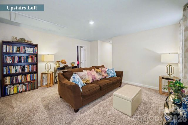 5012 Shadbush Road, Charlotte, NC 28215