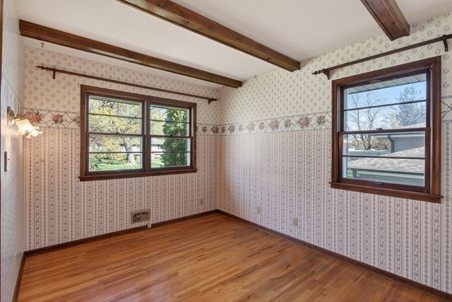 8024 Madison Street NE, Spring Lake Park, MN 55432