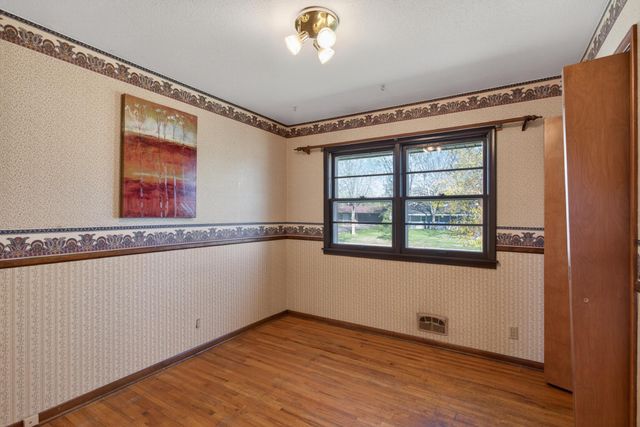 8024 Madison Street NE, Spring Lake Park, MN 55432