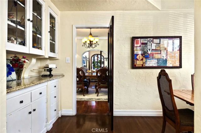 4202 University, Riverside, CA 92501