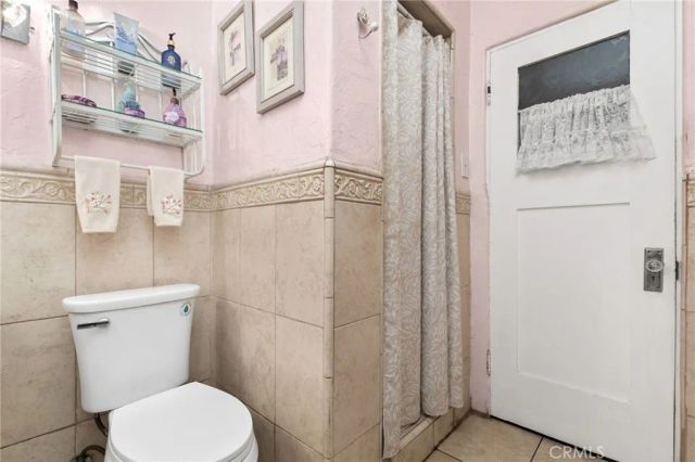 4202 University, Riverside, CA 92501