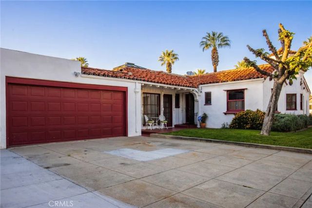 4202 University, Riverside, CA 92501