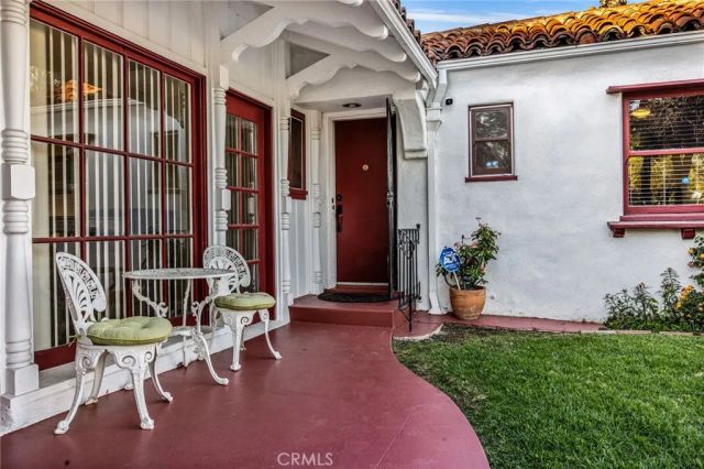 4202 University, Riverside, CA 92501