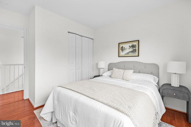 13513 COATES LN, Herndon, VA 20171