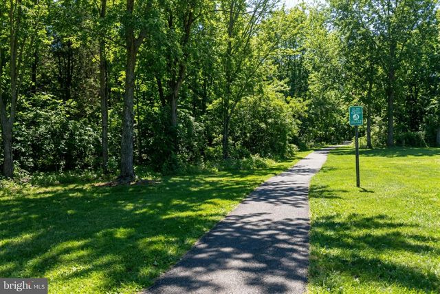 13513 COATES LN, Herndon, VA 20171