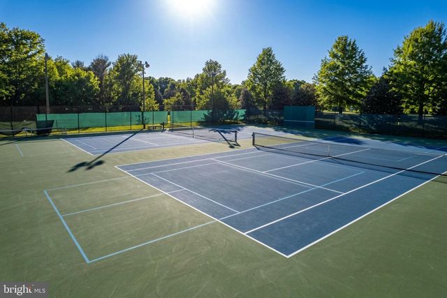 13513 COATES LN, Herndon, VA 20171