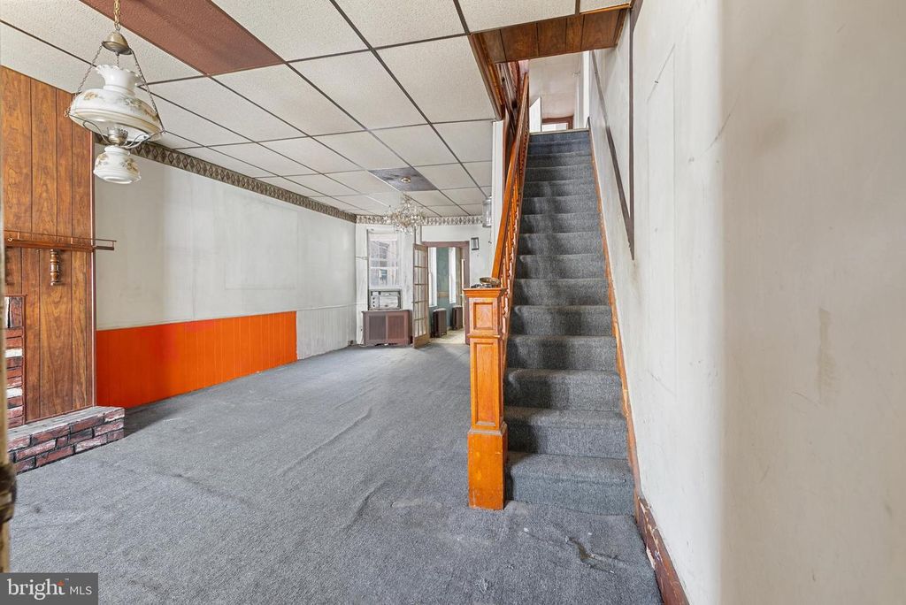 1663 BRIDGE ST, Philadelphia, PA 19124