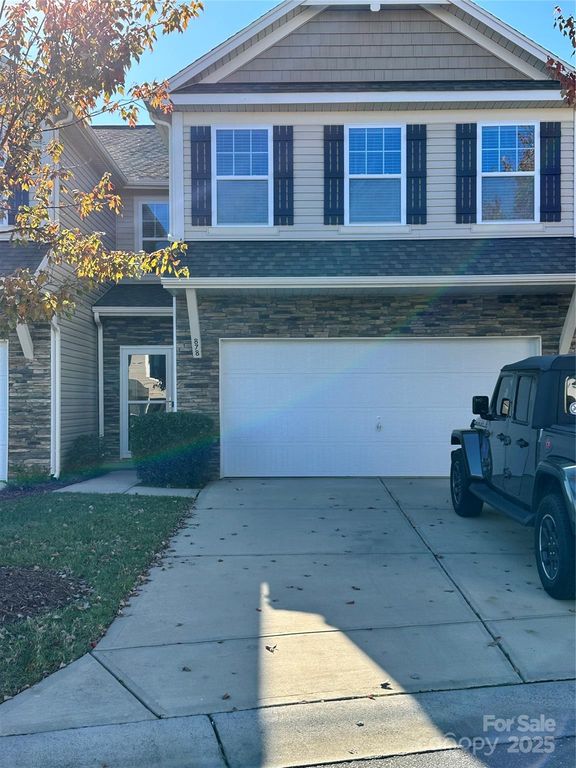 878 Summerlake Drive, Fort Mill, SC 29715